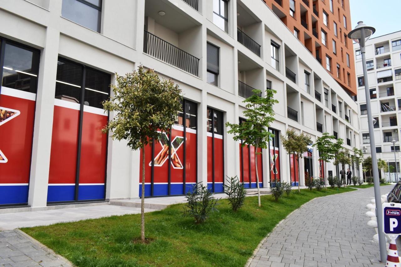 Vibrant Apartment Tirana Esterno foto